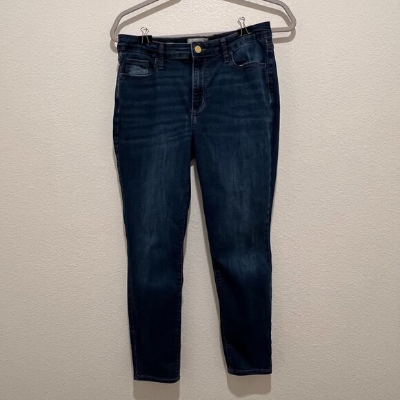 Universal Thread Jeans - Mid Rise Skinny Size 8 - Picture 1 of 8